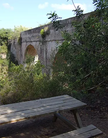 Acueducto de Alfara de la Baronia