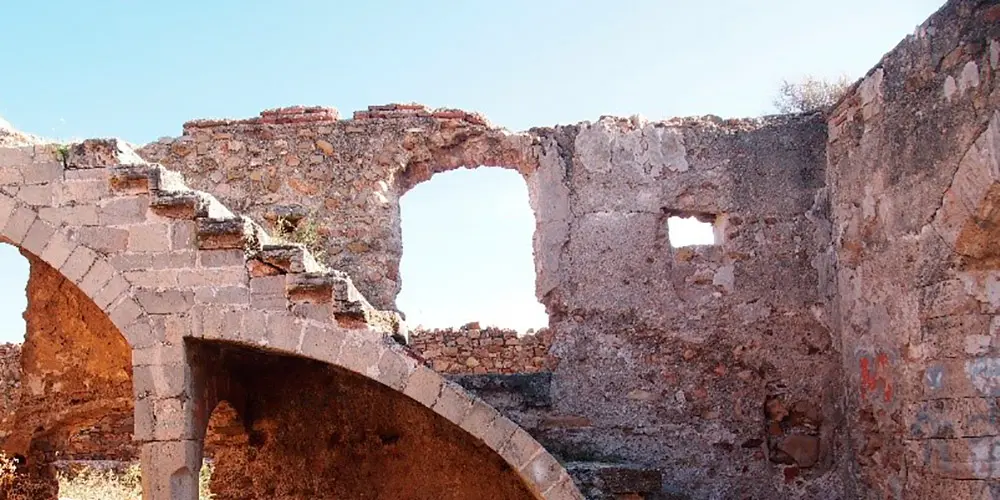 Castillo Palau. Mancomunidad la Baronia. Valencia
