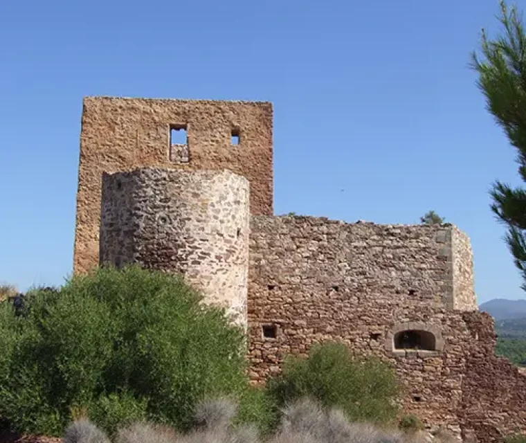 Castillo de Torres Torres. Mancomunidad la Baronia. Valencia